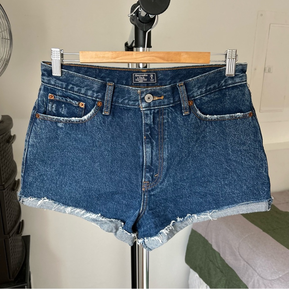 Abercrombie & Fitch High Rise Jean Shorts 28 6